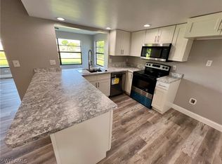 220 Highview Ave, Lehigh Acres, FL 33936