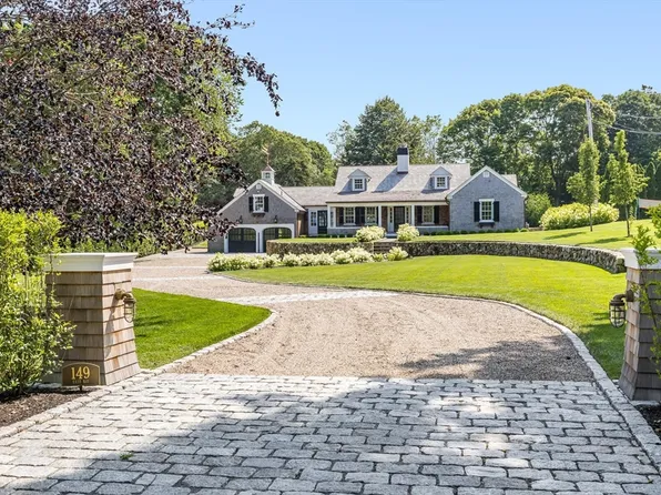 149 E Bay Rd, Barnstable, MA 02630