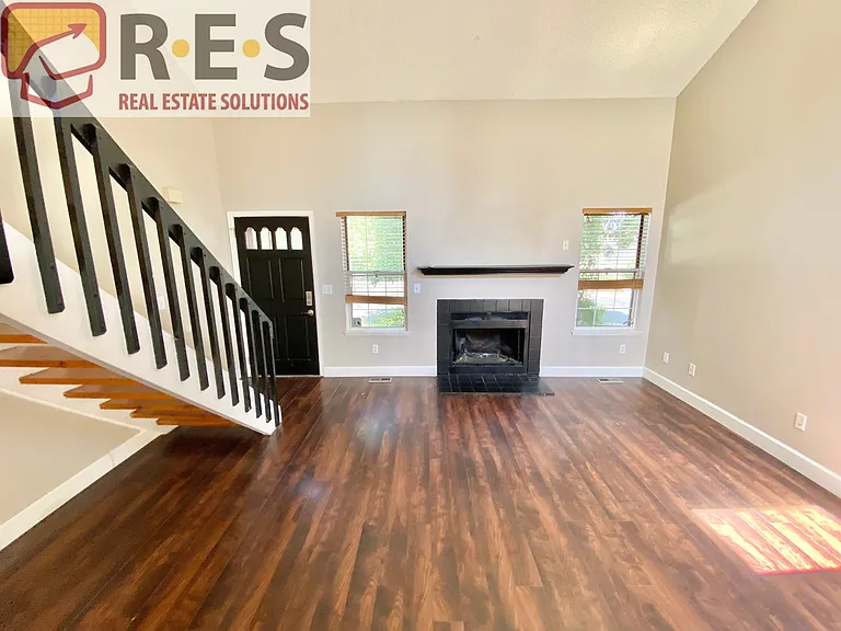 17910 E Cornell Dr — Photo 14