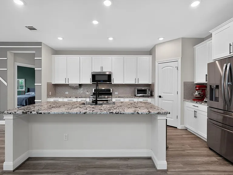 208 Windom Way — Photo 5