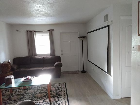 4th image of 3701 38th St N