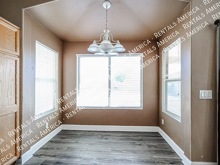 15827 W Yavapai St — Photo 16