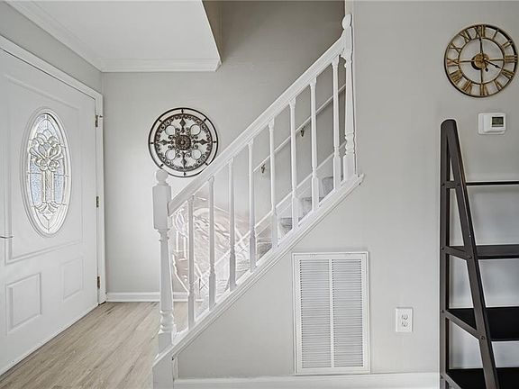 4th image of 848 Aragona Blvd