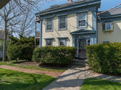 172 Granite St APT 2, Rockport, MA, 01966