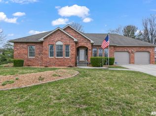 3916 Rocky Falls Rd, Springfield, IL 62711