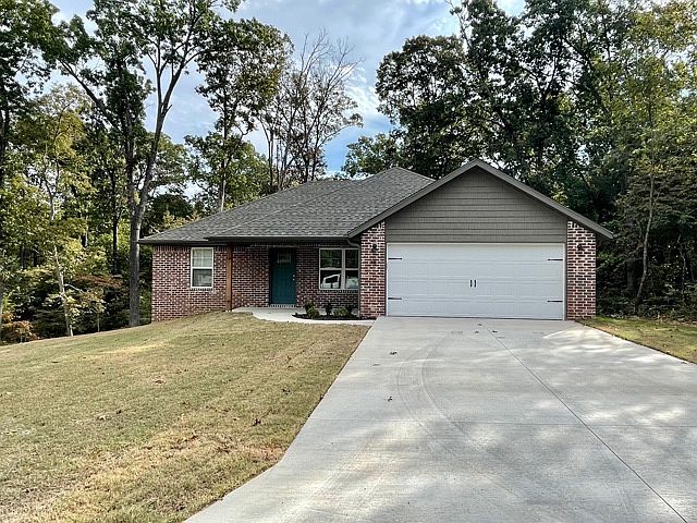 1st image of 18 Dinsmoore Ln