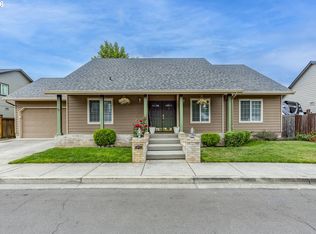 6876 Simeon Dr, Springfield, OR 97478