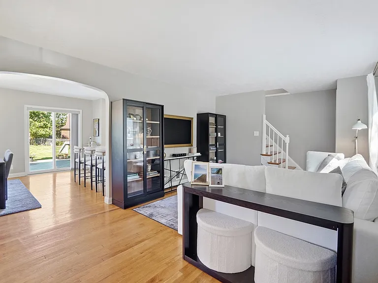 4157 Paxton Woods Ln — Photo 9