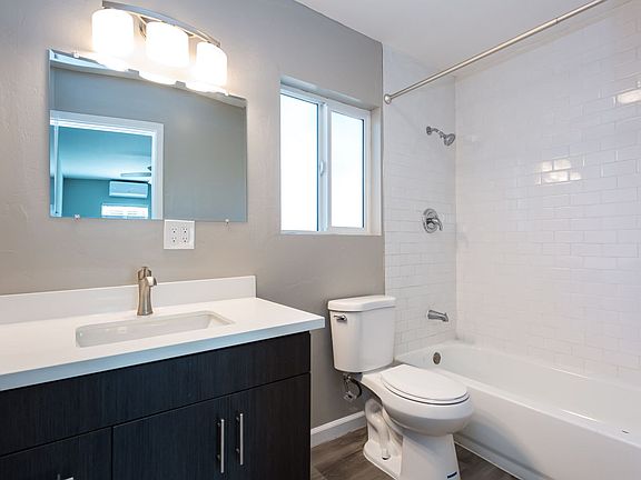 4th image of 811 W Palm Ave #811