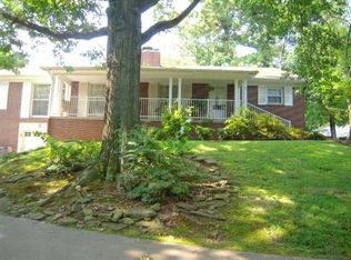 2001 Garner Ln, Fort Smith, AR 72901