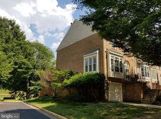 3831 Inverness Rd, Fairfax, VA 22033