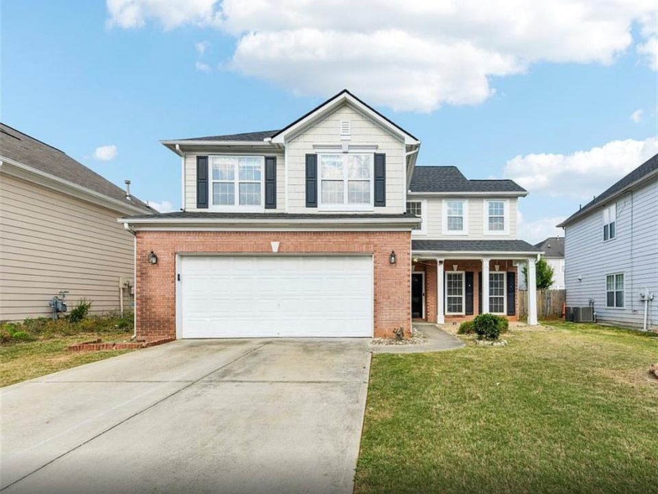 1st image of 731 Goldenrod Way