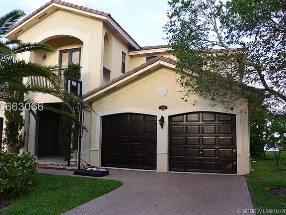 2nd image of 2035 SW 195th Ave