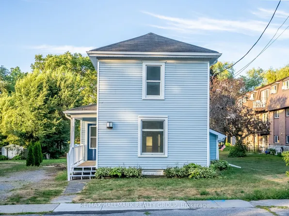21 Downes Ave, Prince Edward County, ON K0K 2T0