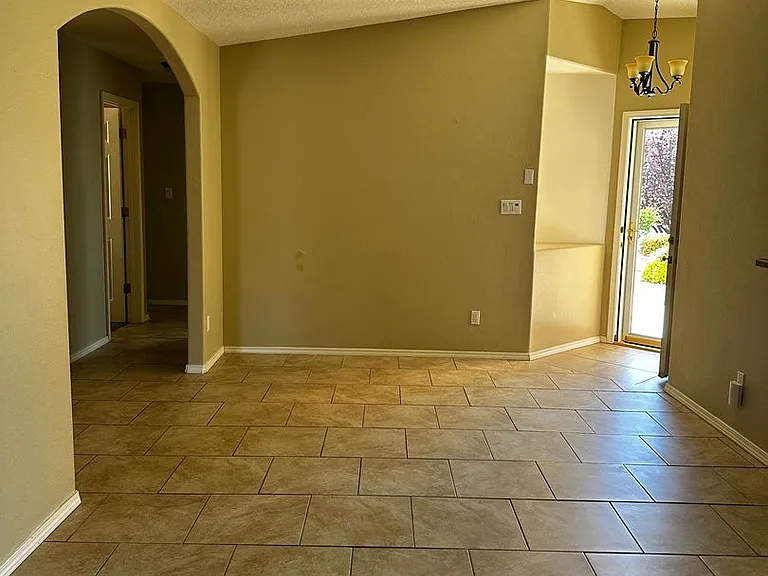 3853 Oasis Springs Rd NE — Photo 2