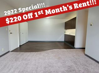 1606 8th St N #54, Wahpeton, ND 58075