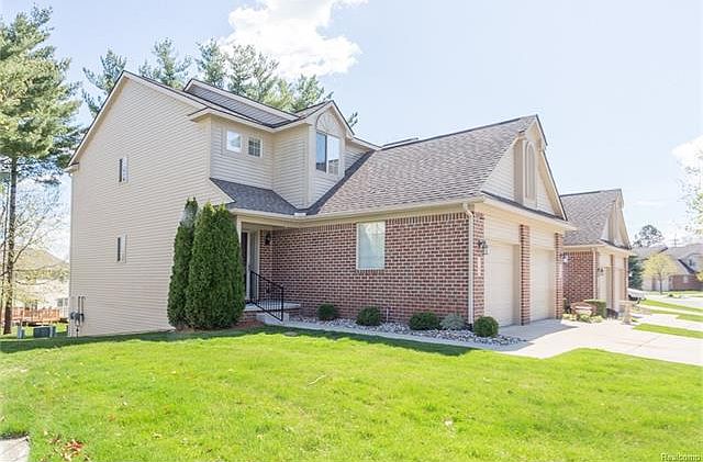 1st image of 7182 Magnolia Ln #1