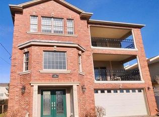 307 W Brigantine Ave, Brigantine, NJ 08203