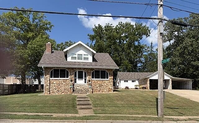 1st image of 3347 N Grant Avenue