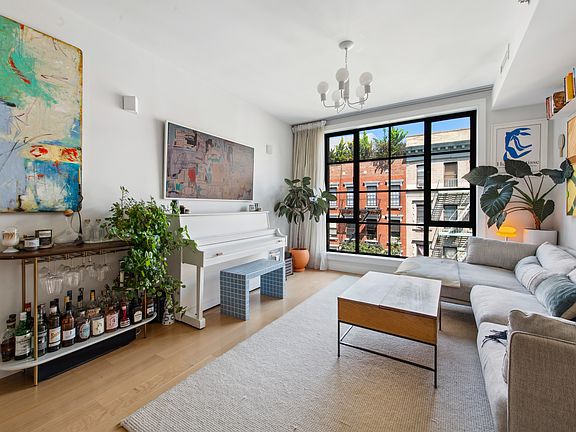 3rd image of 536 E 13th St APT 5F