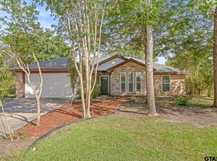 20470 Bluegrass Cir, Flint, TX 75762