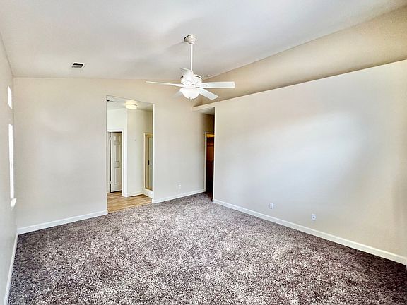 5th image of 243 N Cypress Ave