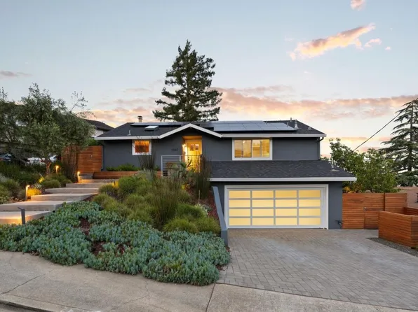 1047 Hewitt Dr, San Carlos, CA 94070
