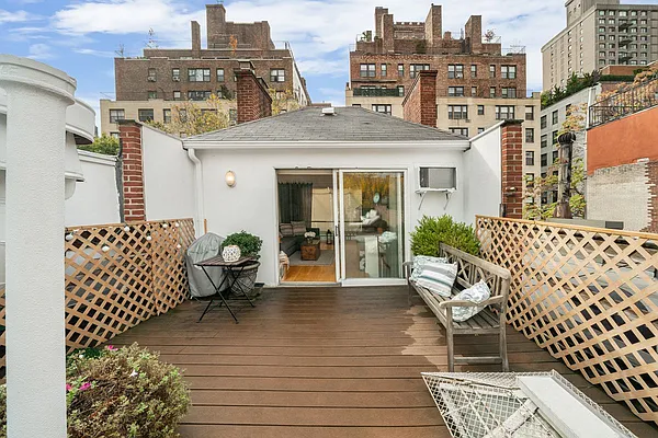 Rented by Compass | media 8