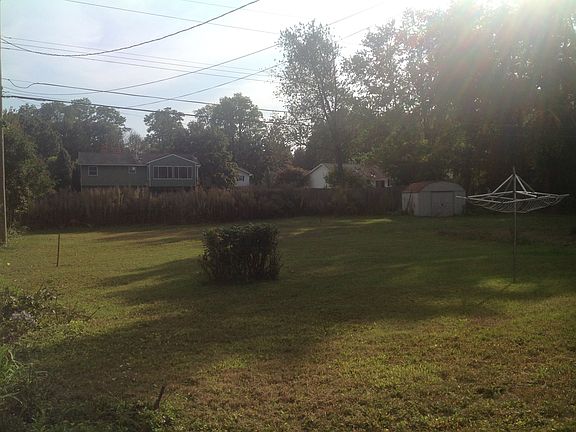 3rd image of 10 Harlau Dr