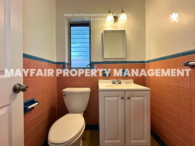 929 N K St #C — Photo 10