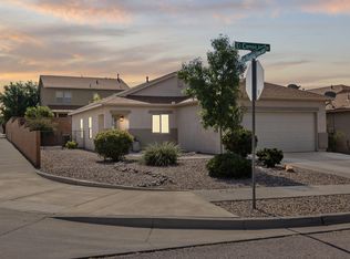 1020 El Campo St NW, Rio Rancho, NM 87144