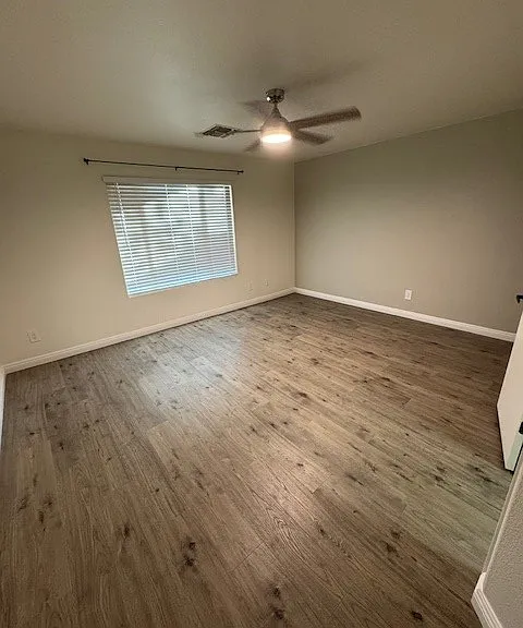 8134 S Teaberry Ave — Photo 7