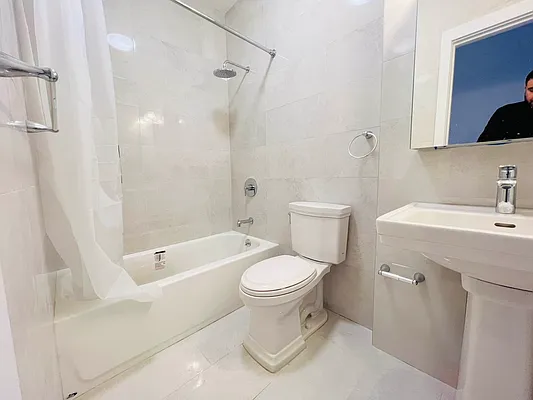 Rented by null | media 26