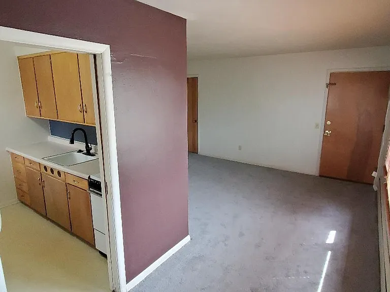 1301 Jewel Ct #1 — Photo 3