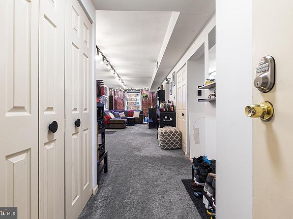 5th image of 130 N Bread St #36-305
