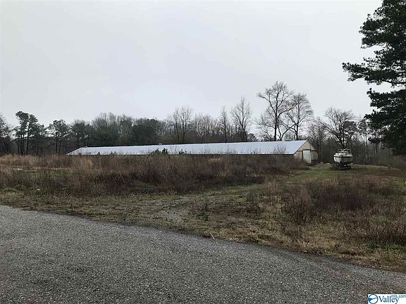 2nd image of 860 County Road 1240