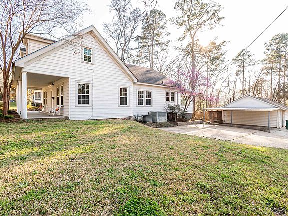 4th image of 1580 N Jefferson Ave