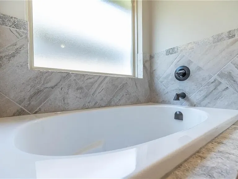 4201 Clevenger Dr — Photo 21