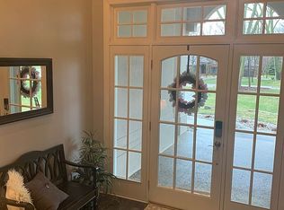 704 Indian Wells Ct, Dakota Dunes, SD 57049