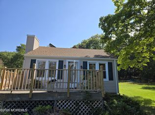 334 Millstone Rd, Clarksburg, NJ 08510
