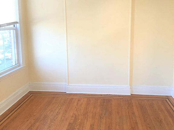 3rd image of 123 Sterling Ave Floor 2
