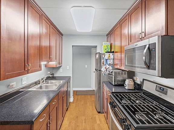 3rd image of 1000 S Lorraine Rd APT 110