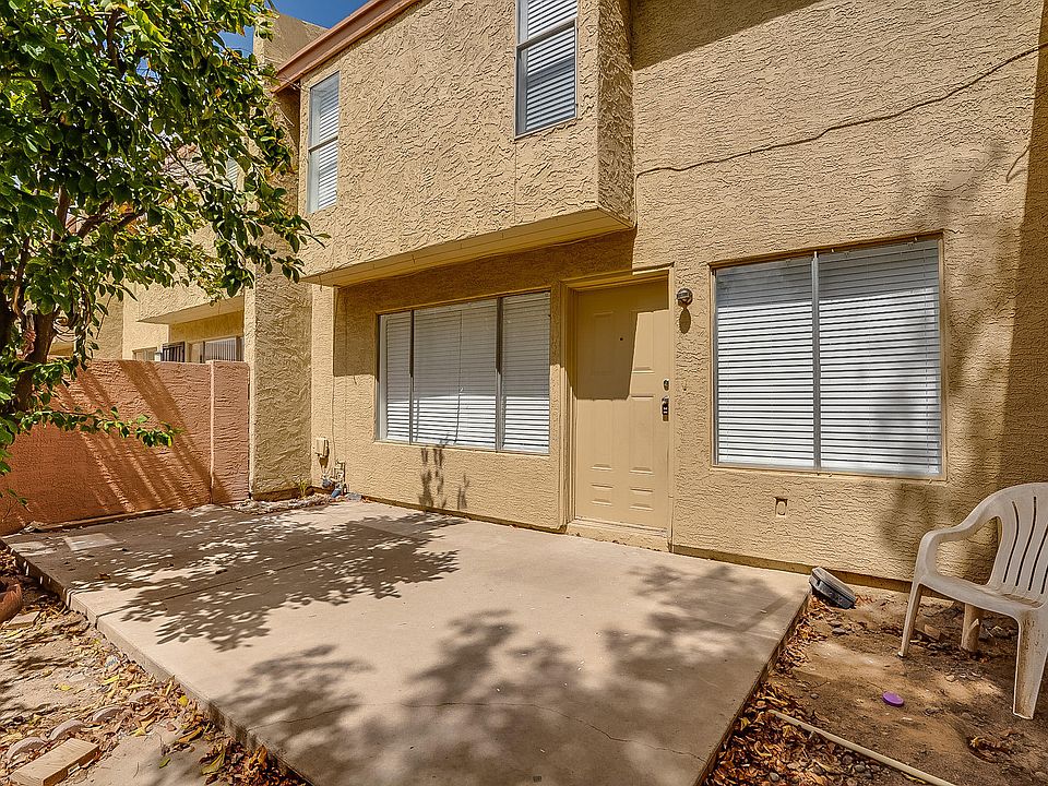 1st image of 4464 W Palmaire Ave