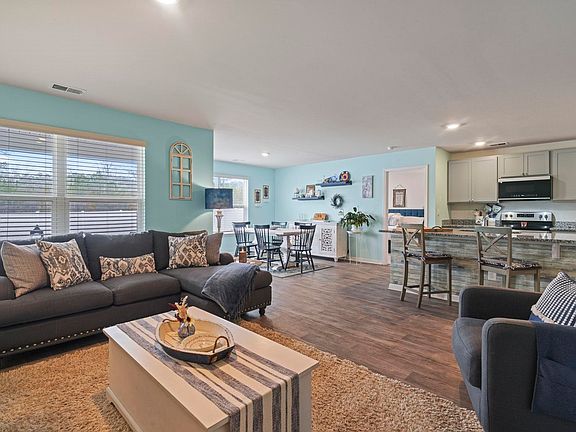 2nd image of 734 Woodland Farms Circle