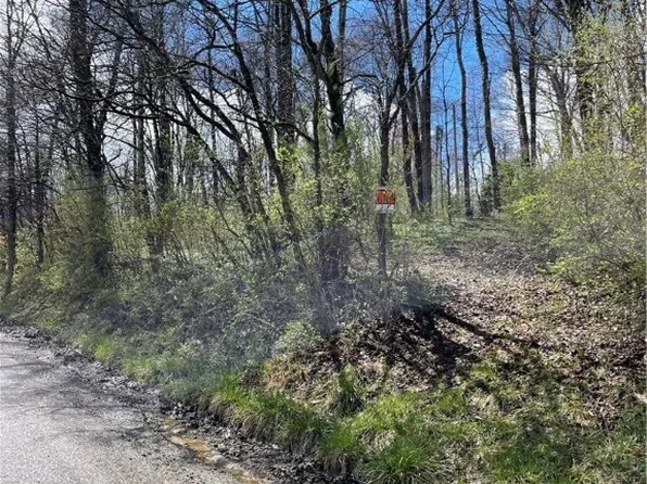 19703 Township Road 76b, Coshocton, OH 43812