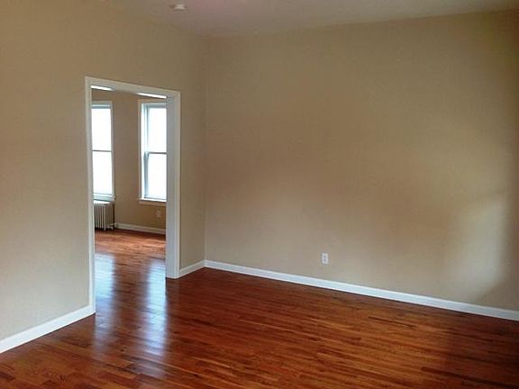5th image of 47 Rogers St APT 1