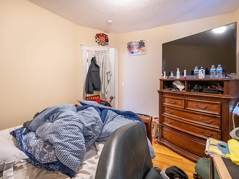 116 Harvard St #1 — Photo 15