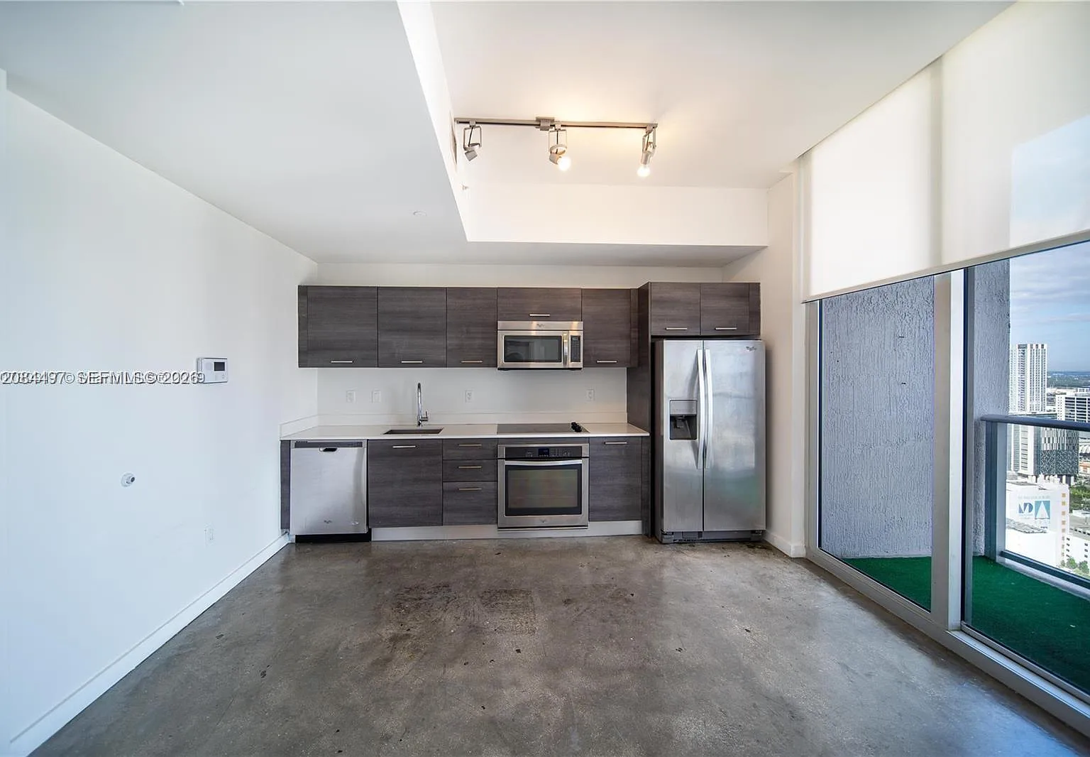 Centro Condo — Photo 4