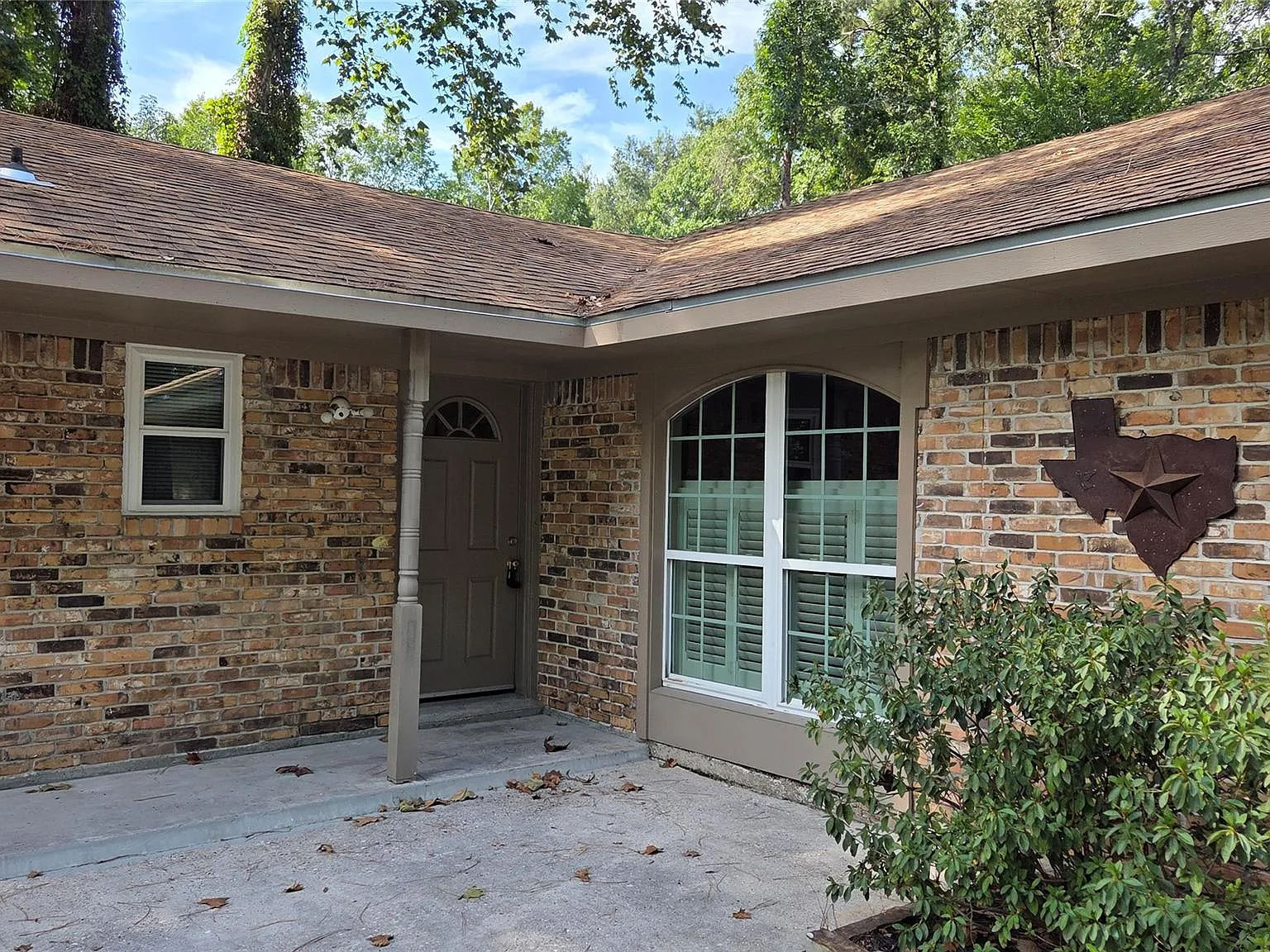 3 bed, 2.0 bath, 1664 sqft, $1,850 — Photo 4