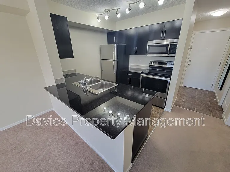 25 Element Dr N #212 — Photo 2